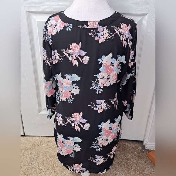 Justify Floral Tunic/Blouse Size L - Picture 3 of 10